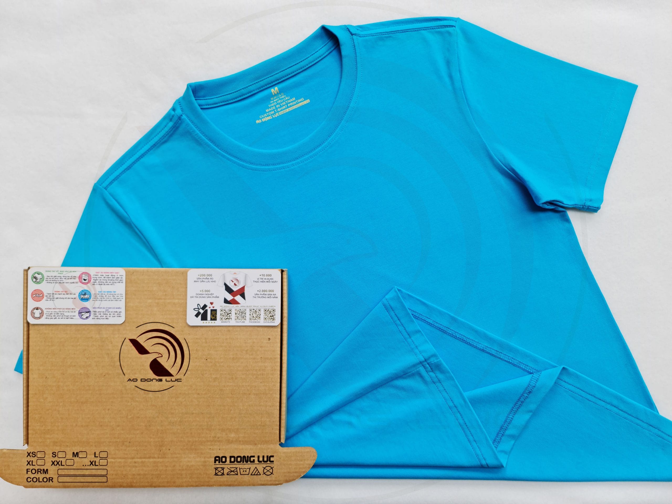 Áo áo thun cổ tròn ngắn tay cotton unisex xanh ya