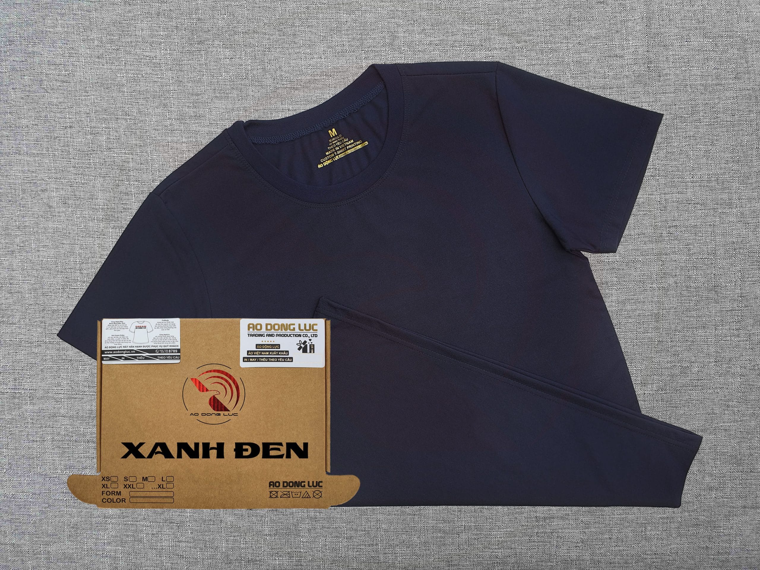 Áo thun cổ tròn ngắn tay supe unisex màu xanh đen