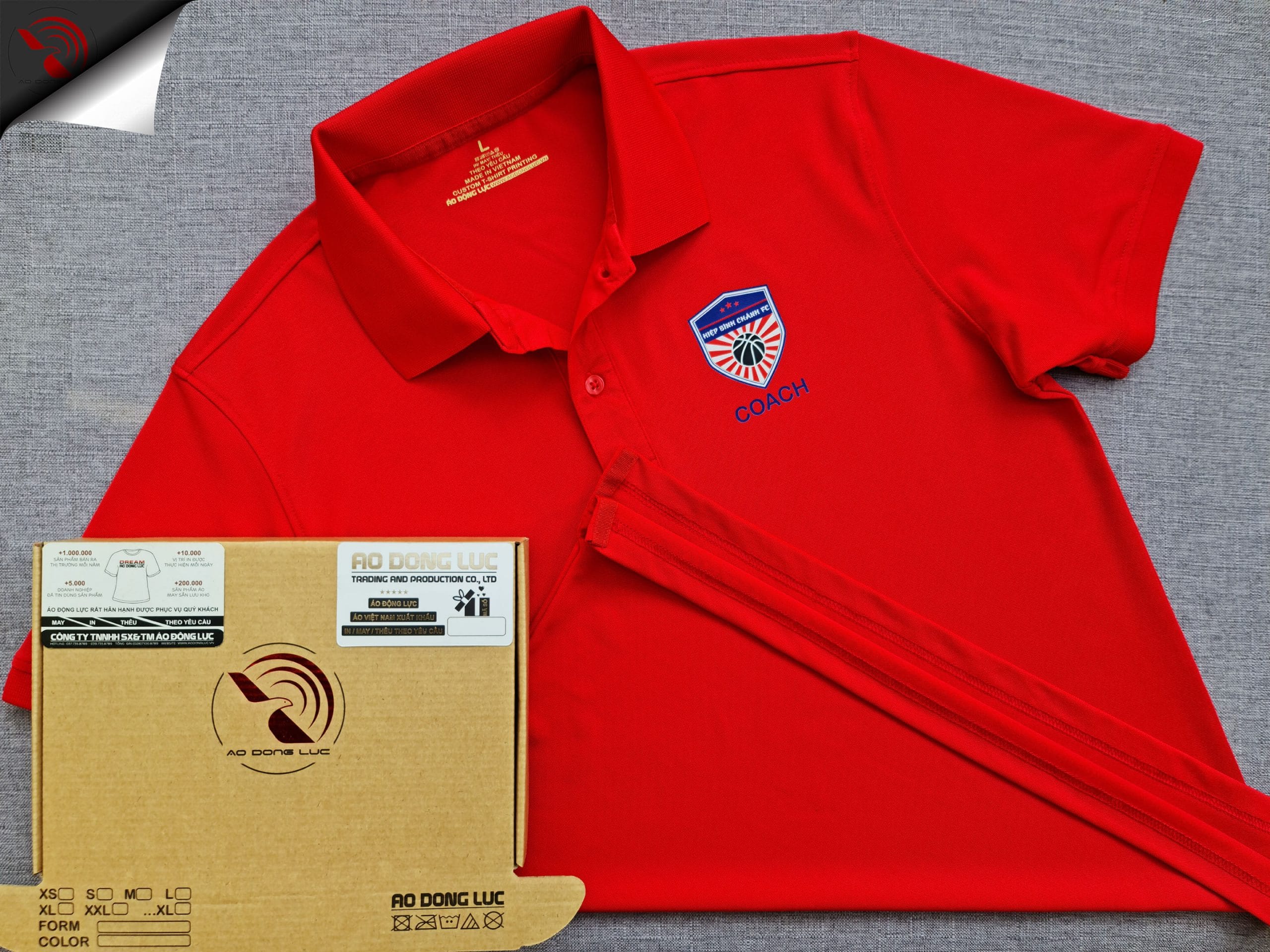 Đồng phục áo thun polo bo trơn màu đỏ in kỹ thuật số