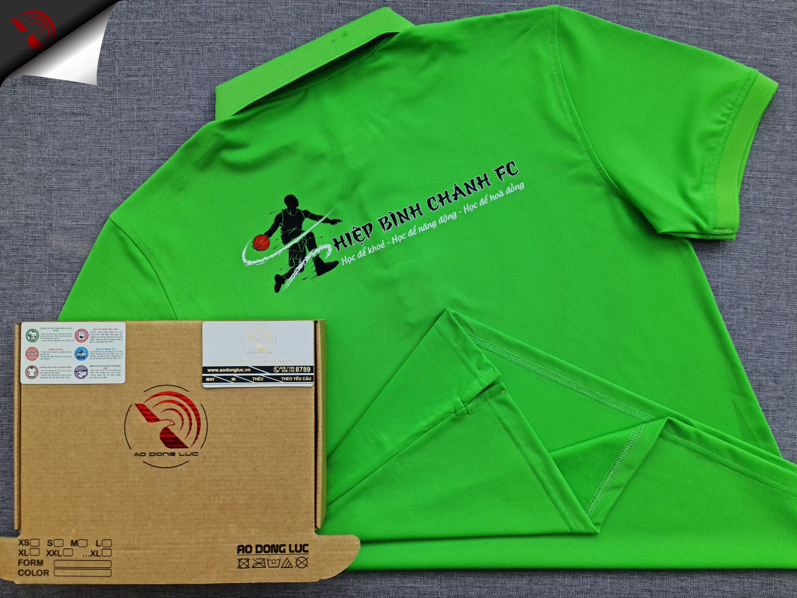 Đồng phục áo thun polo bo trơn màu xanh lá in kỹ thuật số