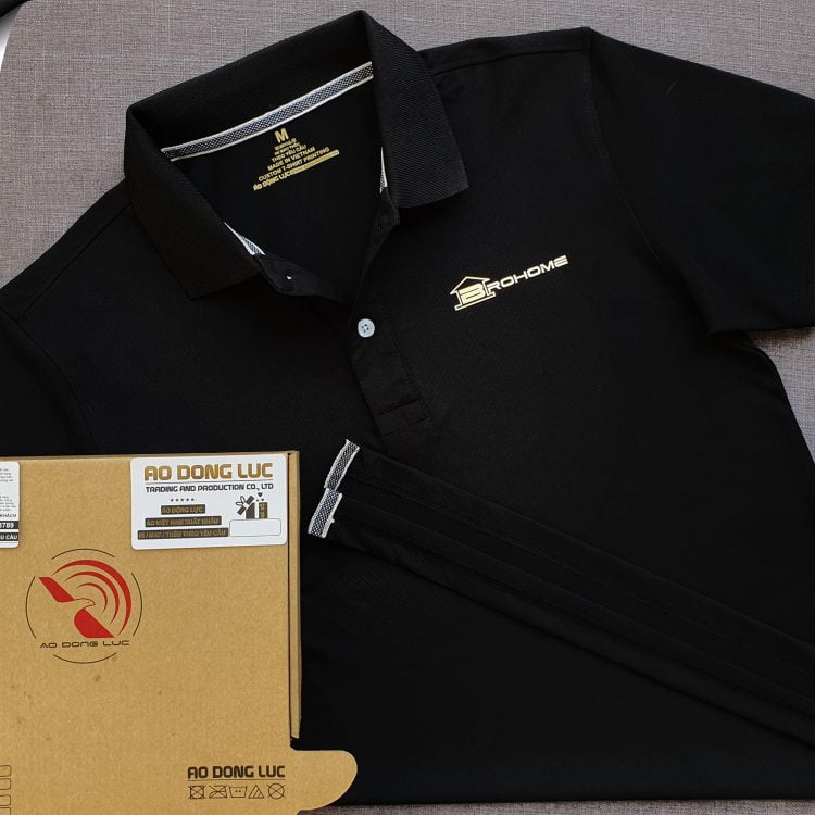 Đồng phục áo thun polo bo trơn màu đen in decal phản quang logo
