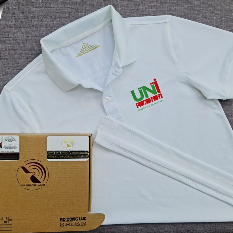 Đồng phục áo thun polo bo trơn màu trắng in kỹ thuật số logo