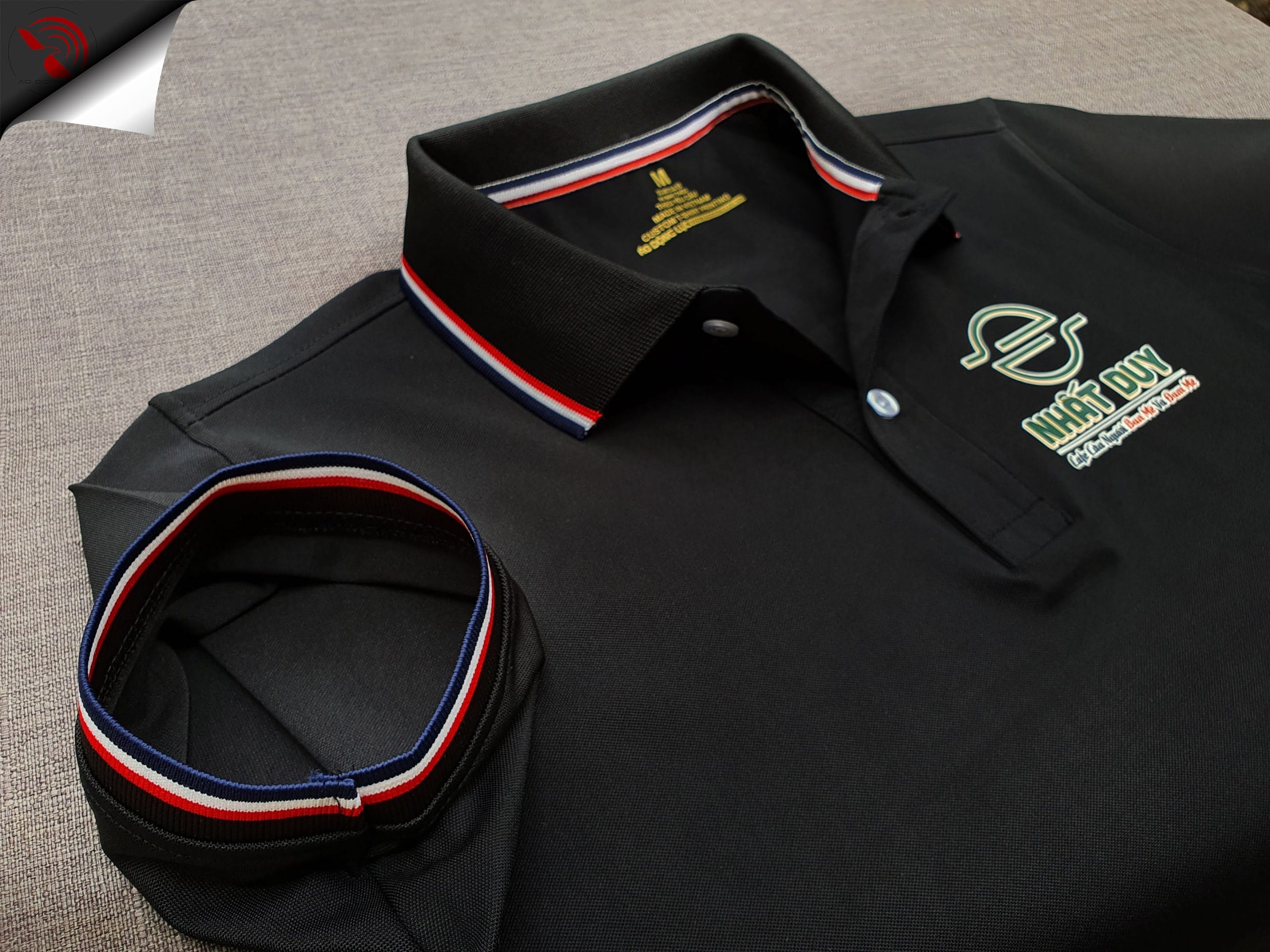 Đồng phục áo thun polo chi tiết tay áo