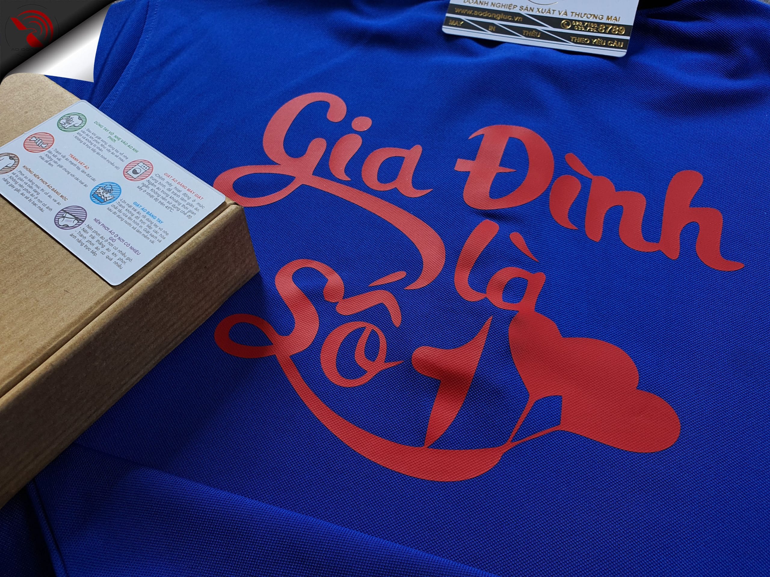 Hình in áo thun gia đình theo yêu cầu