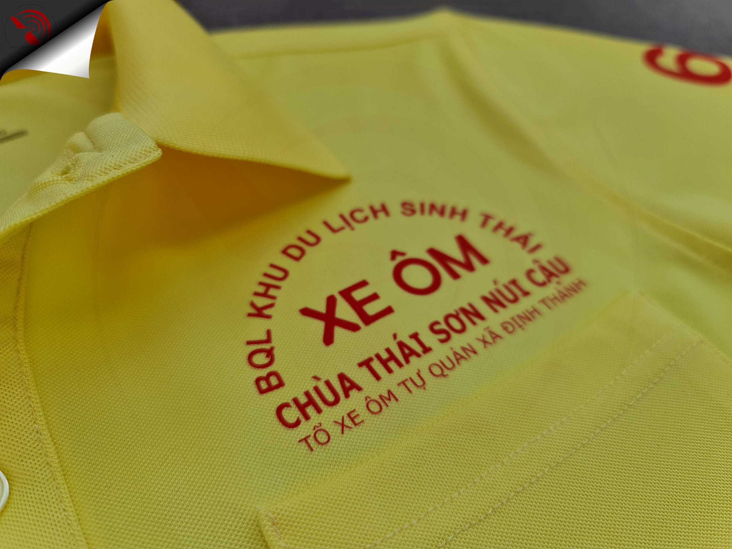 Hình in kỹ thuật số áo thun đồng phục polo theo yêu cầu