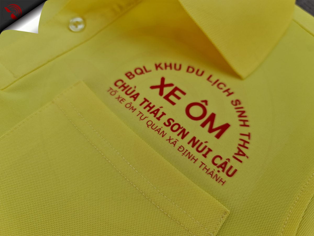 Đồng phục áo thun polo màu vàng in kỹ thuật số