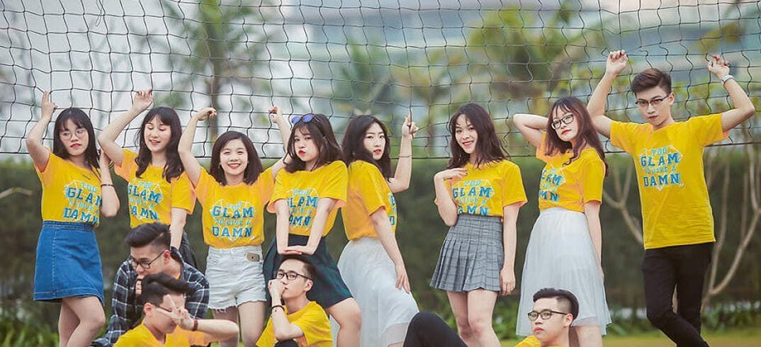 Áo đồng phục nhóm in tên lớp - slogan ấn tượng