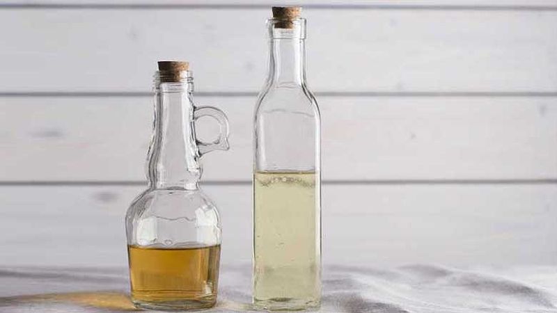 Hình ảnh cách tẩy áo trắng bằng giấm