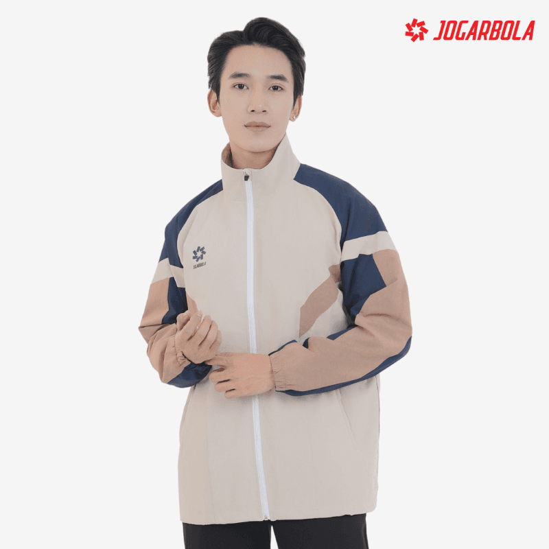 Quy trình in áo khoác gió tại Áo Động Lực Quy trình in áo khoác gió tại Áo Động Lực